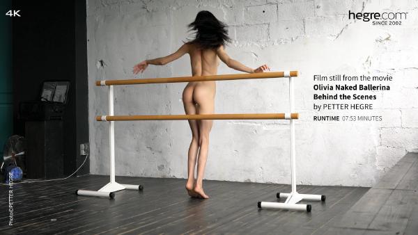 电影 幕后奥利维亚裸体芭蕾舞女演员 中的屏幕截图 #7