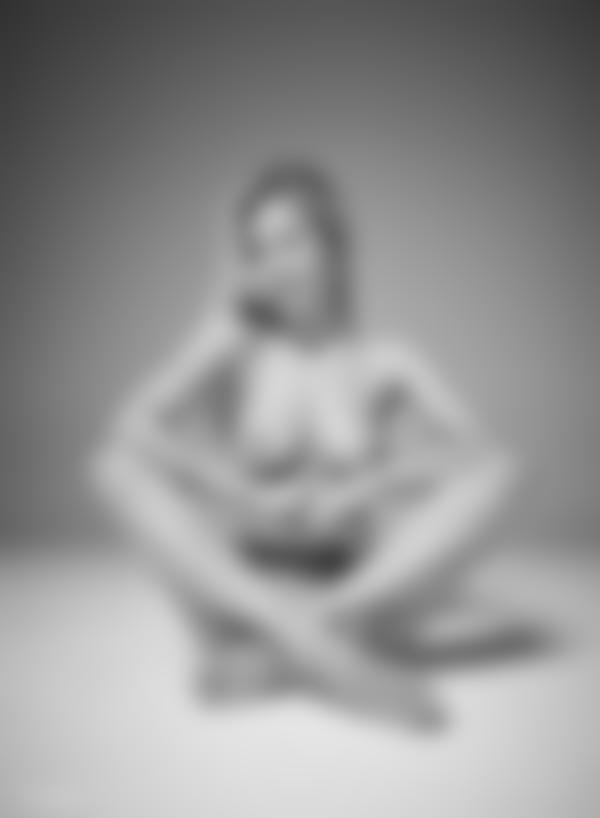 Gambar # 9 dari galeri Darina L B&W Leica telanjang