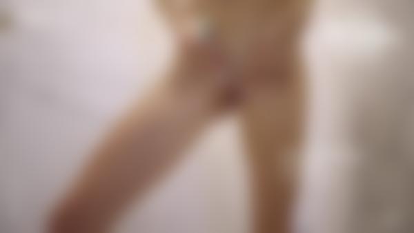 电影 乌克兰基辅朱莉的日常生活 中的屏幕截图 #12