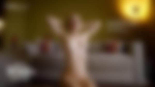 电影 乌克兰基辅朱莉的日常生活 中的屏幕截图 #10