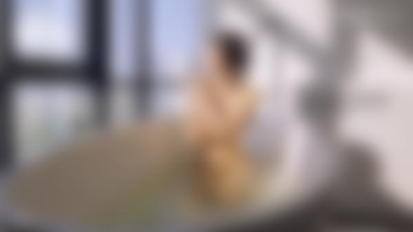 Skärmgrepp #10 från filmen En dag i Kerrys liv, Odesa, Ukraina