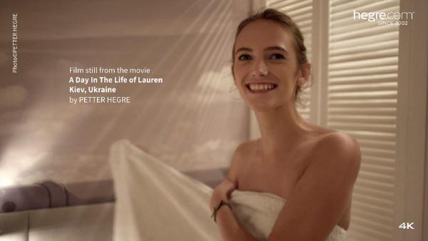 A Day In The Life of Lauren, Kyiv, Ukraine filminden # 6 ekran görüntüsü