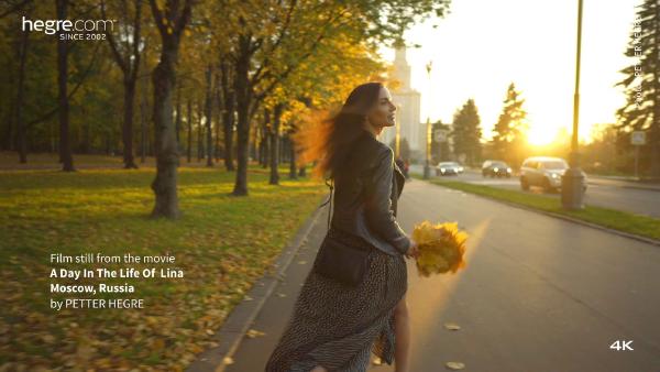 Skærmgreb #3 fra filmen En dag i Linas liv, Moskva, Rusland