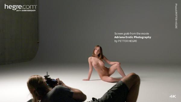 Skjermtak #3 fra filmen Adriana erotisk fotografi
