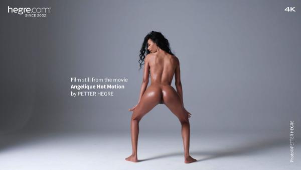 Екранна снимка №5 от филма Angelique Hot Motion