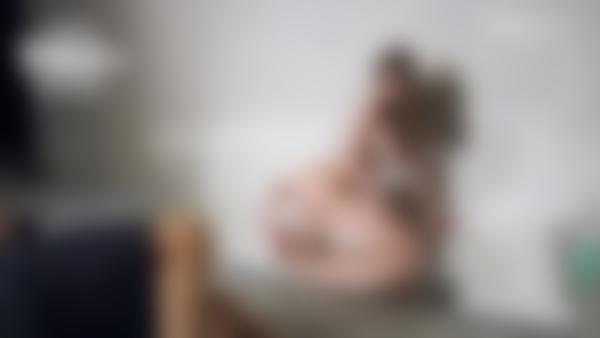 Schermopname #9 uit de film Anna L Crazy Big Dildo Shoot