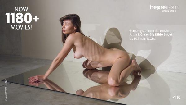Schermopname #7 uit de film Anna L Crazy Big Dildo Shoot