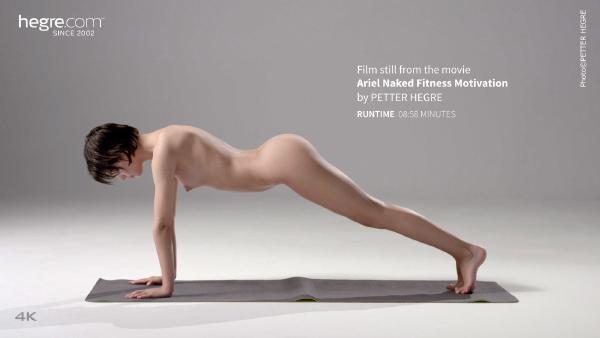 Skærmgreb #2 fra filmen Ariel Naked Fitness Motivation