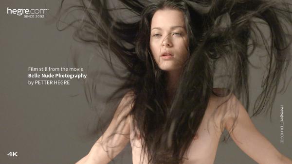 Skärmgrepp #3 från filmen Belle nakenfotografering
