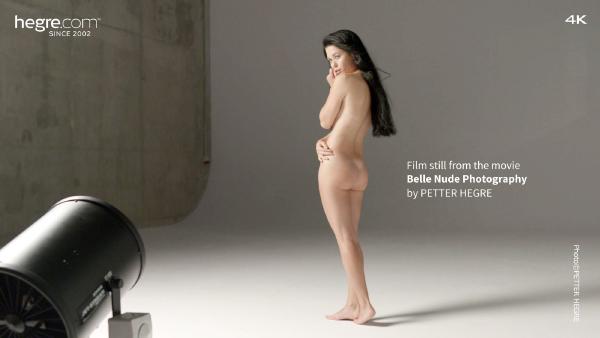 फ़िल्म 4 से स्क्रीन ग्रैब # बेले नग्न फोटोग्राफी