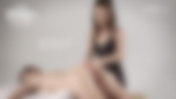 Screenshot #10 dal film Massaggio erotico clinico