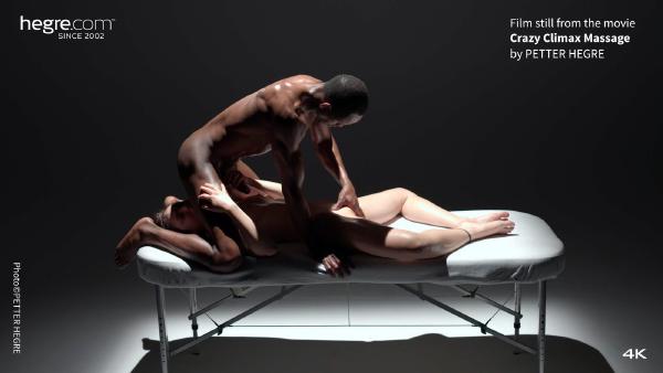 Skærmgreb #8 fra filmen Crazy Climax Massage