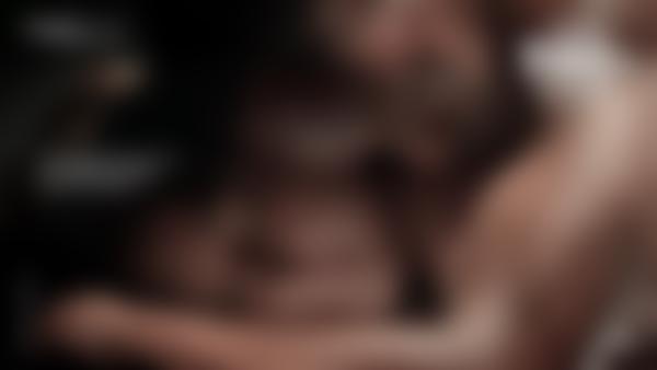 Екранна снимка №9 от филма Луд климакс масаж