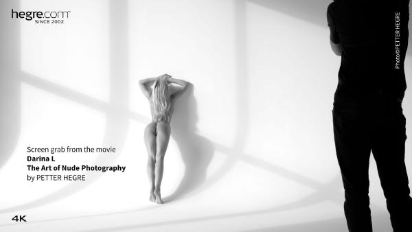 Skjermtak #7 fra filmen Darina L Kunsten å fotografere naken
