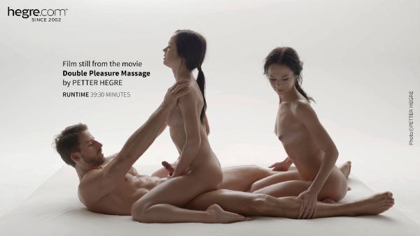 Skärmgrepp #8 från filmen Dubbel nöjesmassage