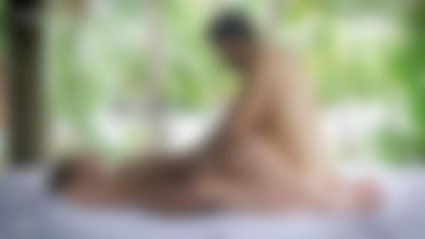 영화 황홀한 에로틱 마사지의 화면 캡처 #9