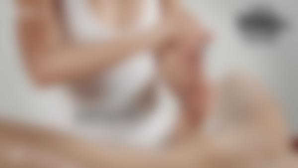 Tangkapan layar # 12 dari film Pijat Penis Pendidikan