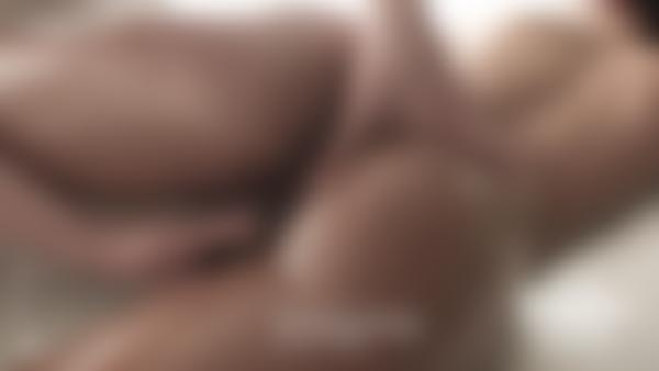 İlk Kez Orgazm Masajı filminden # 9 ekran görüntüsü