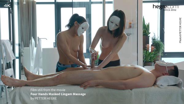 Schermopname #3 uit de film Gemaskerde Lingam-massage met vier handen