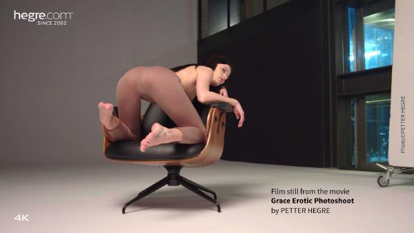 Ekrāna paņemšana #1 no filmas Greisas erotiskā fotosesija
