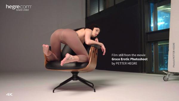 Grace Erotic Photoshoot filminden # 3 ekran görüntüsü