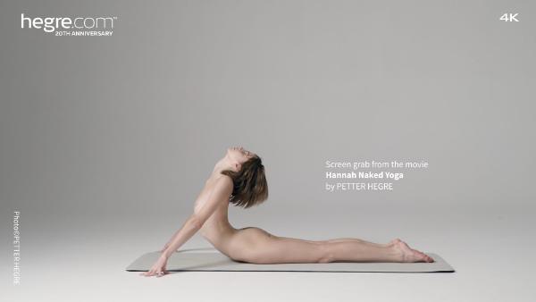 Screenshot #4 dal film Hannah yoga nudo