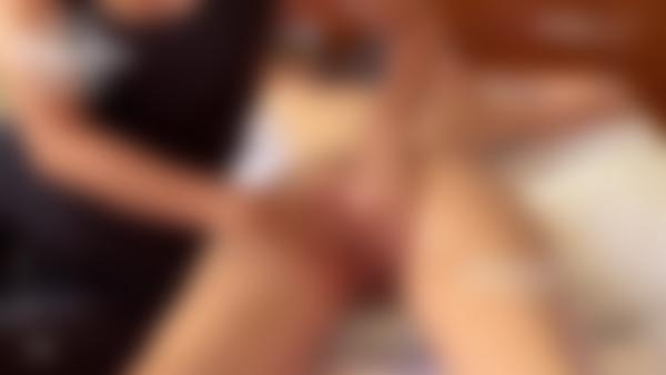 Screenshot #11 dal film Massaggio caldo dell'hotel
