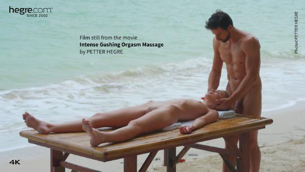 Screenshot #2 dal film Massaggio intenso con orgasmo zampillante