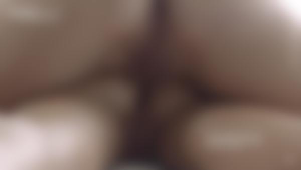 Tangkapan layar # 11 dari film Pijat Penyembuhan Tantra