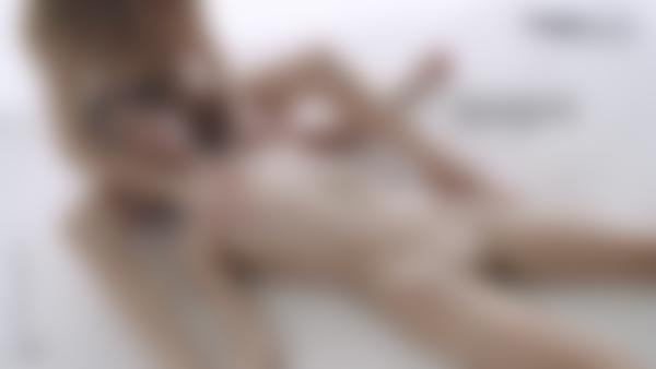 Tangkapan layar # 12 dari film Pijat Penyembuhan Tantra