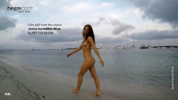 Skärmgrepp #3 från filmen Jenna Incredible Ibiza