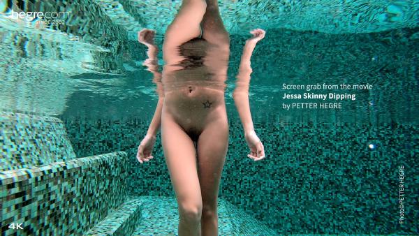 Skärmgrepp #3 från filmen Jessa Skinny Dipping