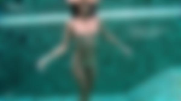 Screenshot #9 dal film Jessa Skinny Dipping