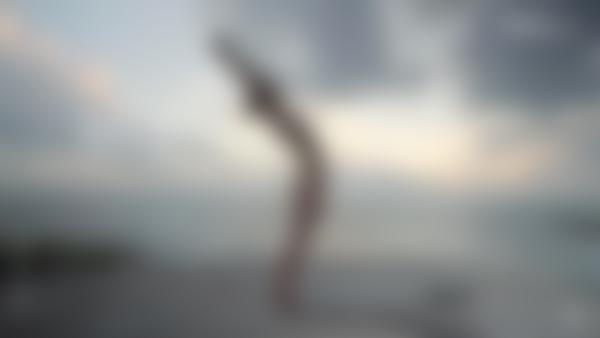 电影 卡特里娜裸体瑜伽 中的屏幕截图 #12