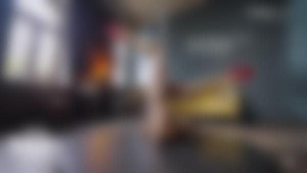 फ़िल्म 11 से स्क्रीन ग्रैब # केसेनिया जी स्ट्रिपटीज़