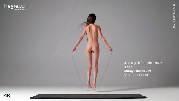 Ekrano paėmimas #2 iš filmo Leona Skinny Fitness Girl