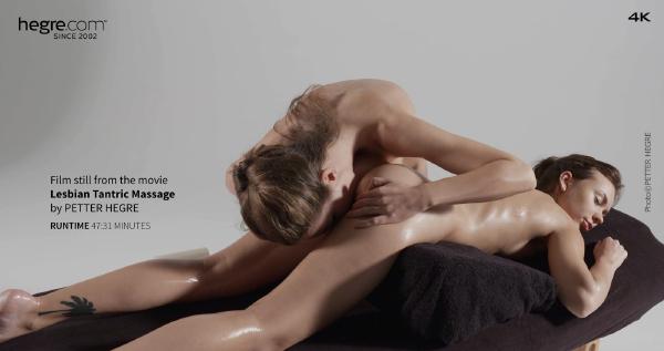 Schermopname #4 uit de film Lesbische tantrische massage