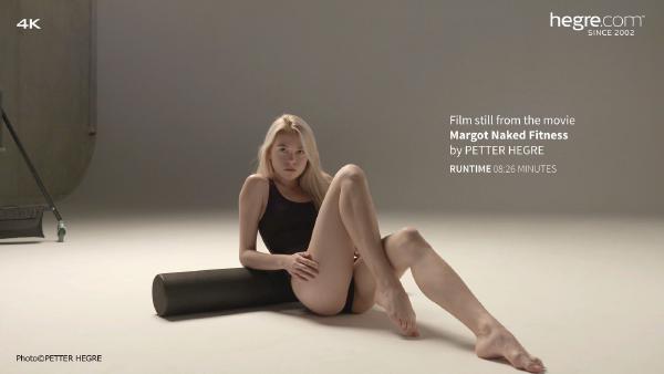 Margot Naked Fitness filminden # 2 ekran görüntüsü