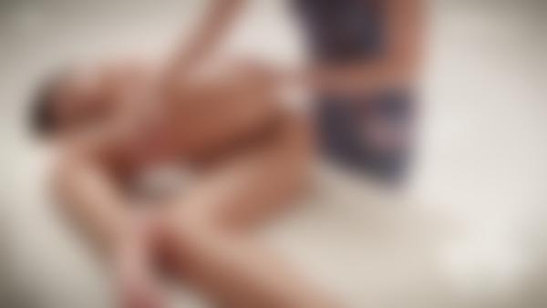 Screenshot #9 dal film Massaggio alla masturbazione