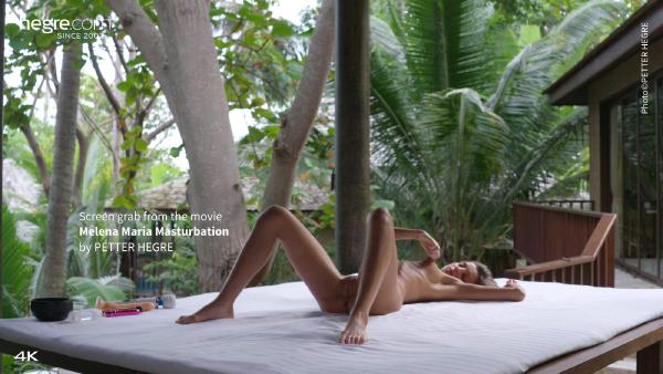 Tangkapan layar # 1 dari film Melena Maria Masturbation