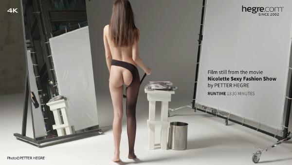 Skærmgreb #1 fra filmen Nicolette Sexet modeshow