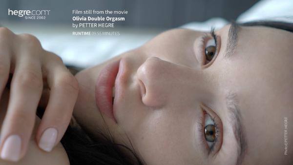 Kuvakaappaus #7 elokuvasta Olivia Double Orgasm