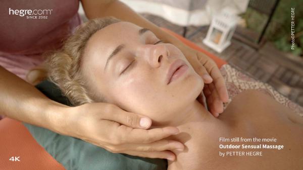 Zrzut ekranu #3 z filmu Zmysłowy masaż na świeżym powietrzu