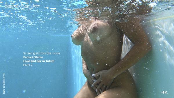 Tangkapan layar # 6 dari film Paola and Stefan Love and Sex in Tulum Part 2
