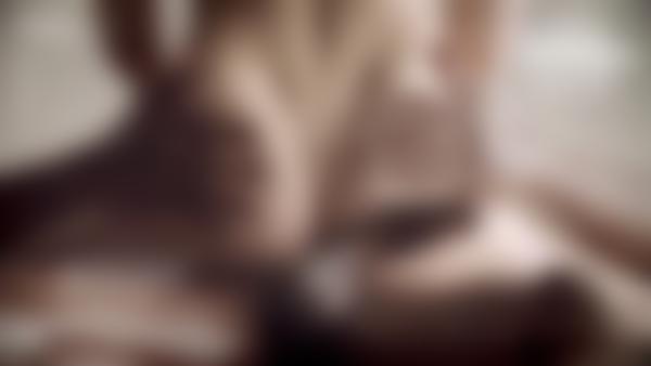 Screenshot #12 dal film Giocoso massaggio tantrico