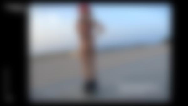 Ekrāna paņemšana #9 no filmas Riana Kaila uz skrituļslidām