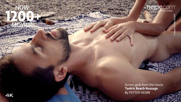 Skärmgrepp #5 från filmen Tantrisk strandmassage