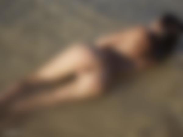 Imagen #10 de la galería Alice sol mar desnudez