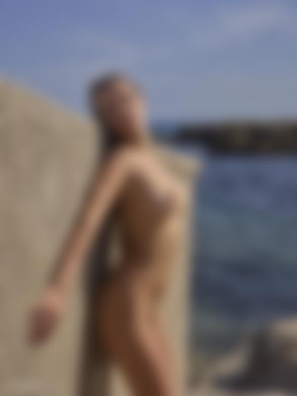Bild #8 från galleriet Alisa Ibiza kul i solen