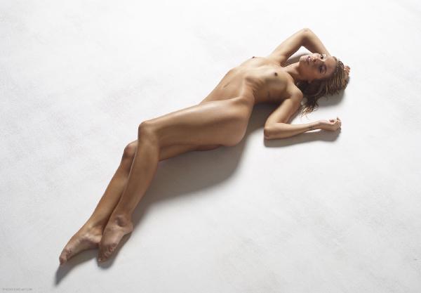 Bild #4 från galleriet Amber nakenbilder